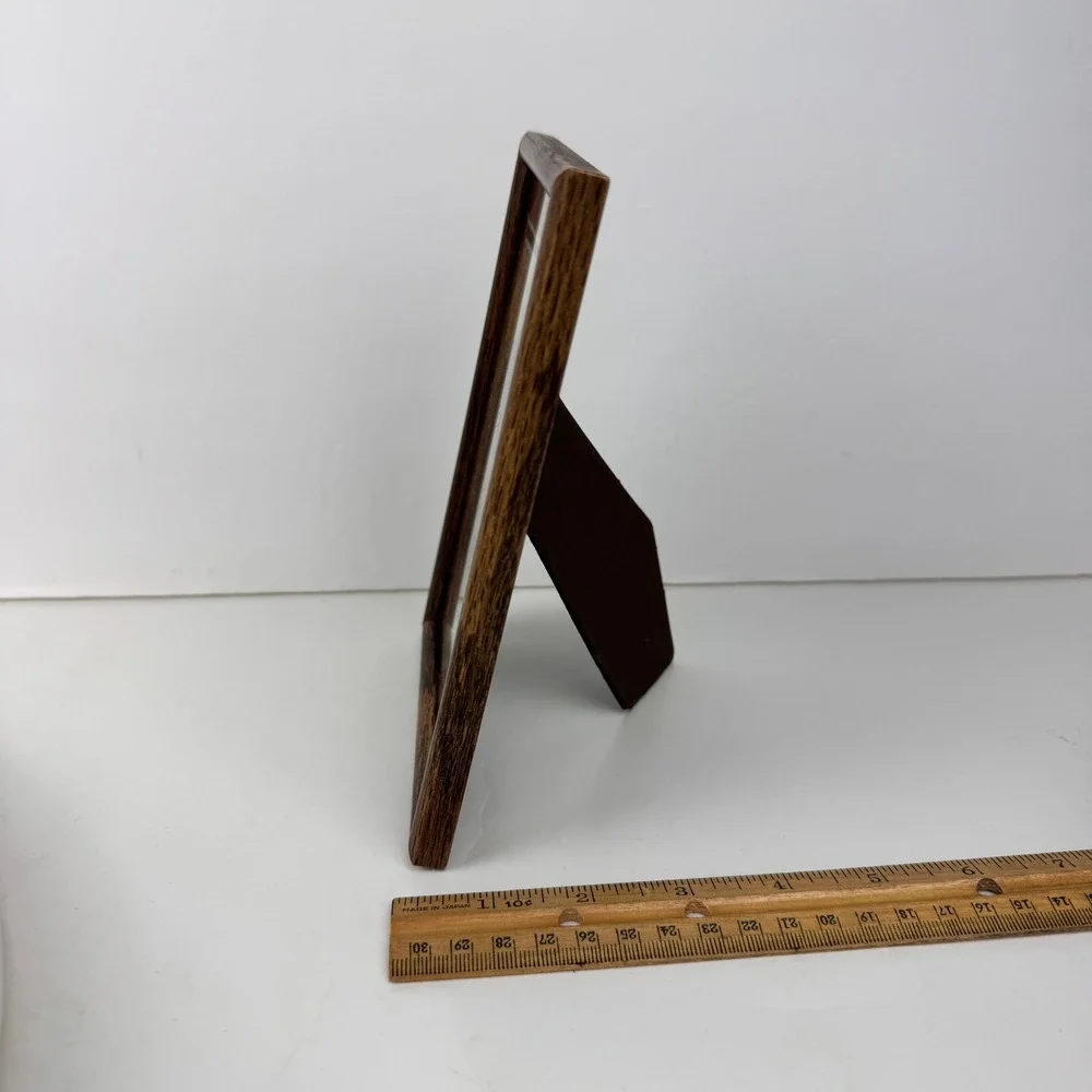 Vtg Intercraft 5x7 Tabletop Picture Frame Metal Faux Wood Grain Brown Retro READ